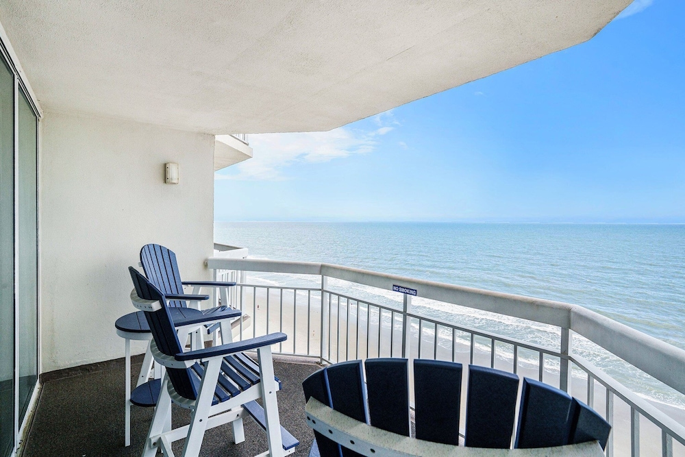 1011 Waters Edge Resort 2 Bedroom Condo by RedAwning - photo 27