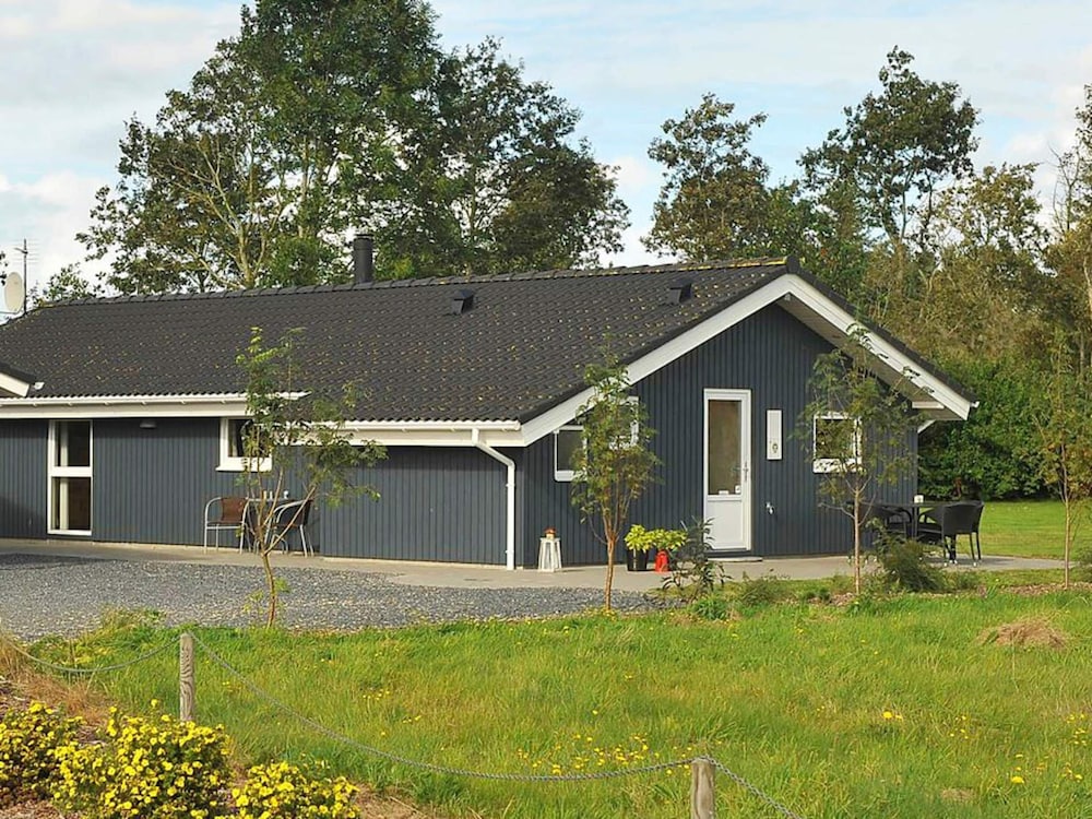 6 Person Holiday Home in Oksbol — 4-Star Luxury Hotel in Oksbol, Denmark