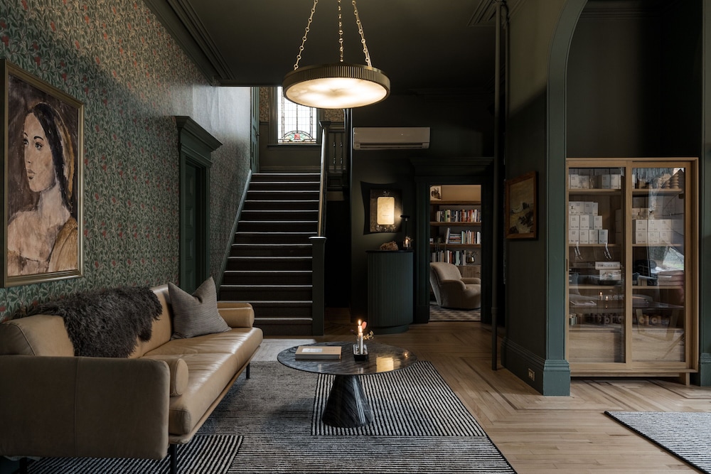 Cabot House 26 Monkstown