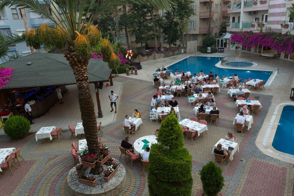 Erkaptan Apart Hotel — 4-Star Luxury Hotel in Alanya, Turkey