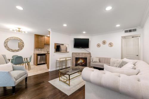 Luxury 2 Bedroom Condo in Studio City — 4-Star Luxury Hotel in Los Angeles, United States