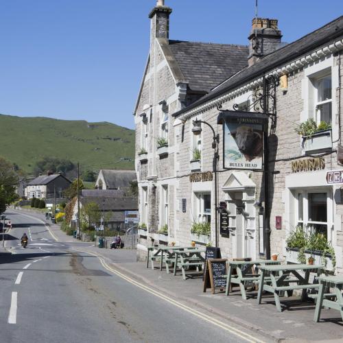 Bulls Head Castleton - carbon neutral hotel in Unknown City