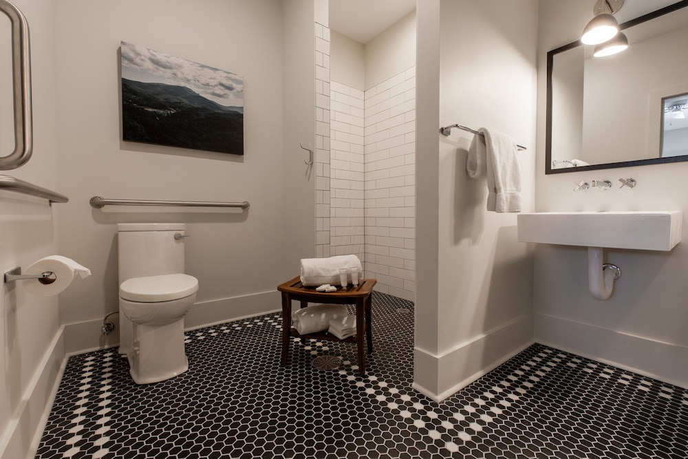 The Blowing Rock Manor - photo 33