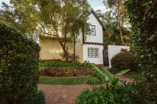 3al Heart Of Little Cove — Noosa Heads