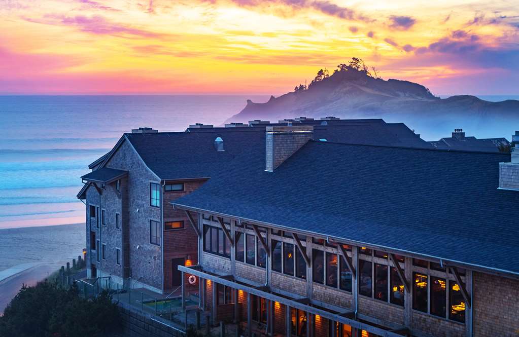 Headlands Coastal Lodge & Spa — 4-Star Luxury Hotel in Pacific, United States