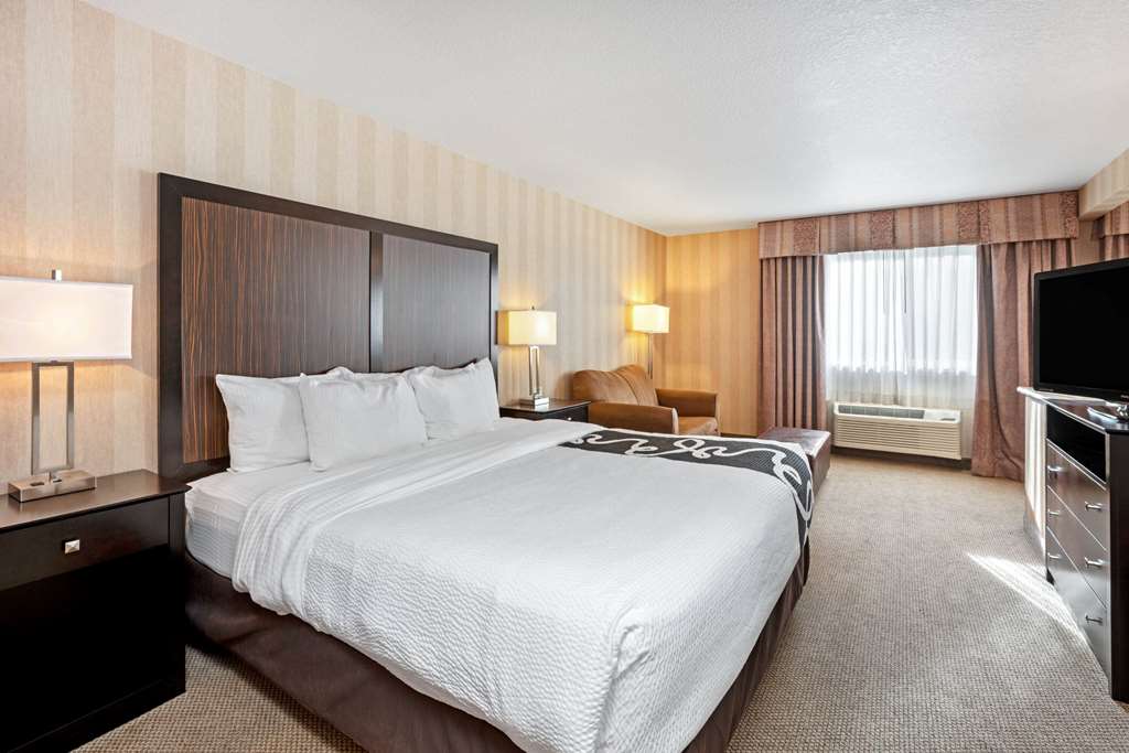 La Quinta Inn & Suites by Wyndham Boise Towne Square - photo 38