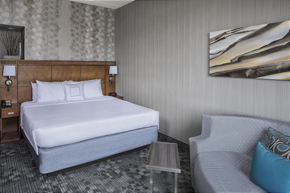 Courtyard by Marriott Stamford Downtown - photo 5