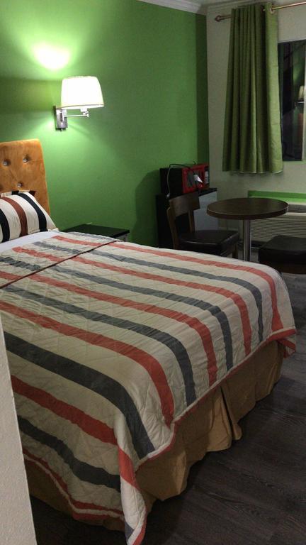 Value Travel Inn - photo 12