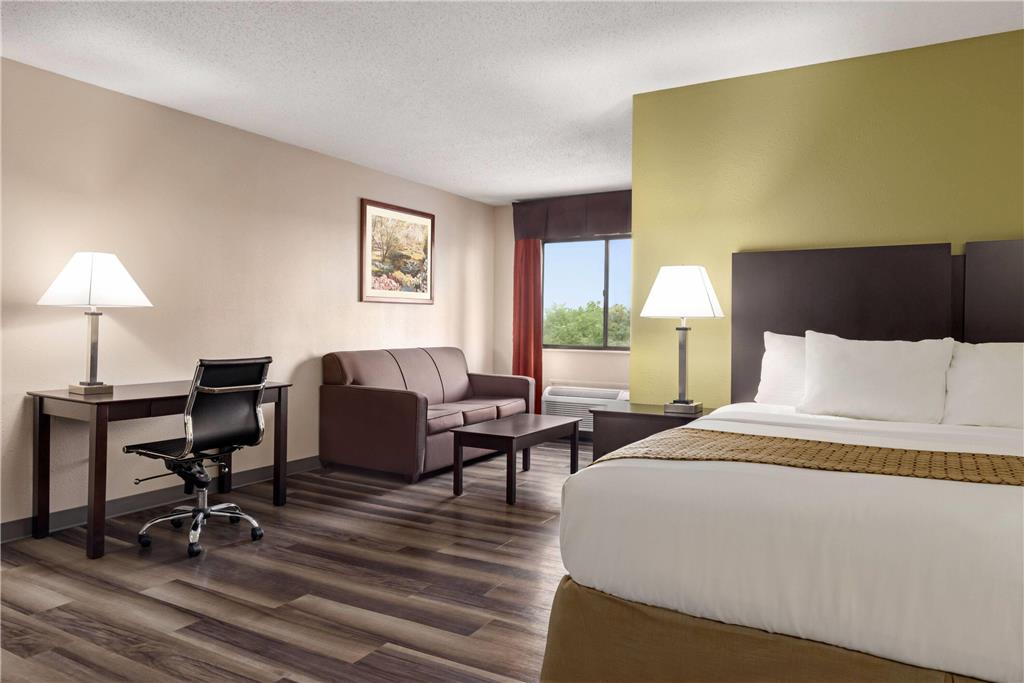 Baymont by Wyndham Monroe - photo 19