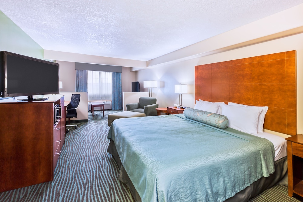 AmericInn by Wyndham Des Moines Airport - photo 9