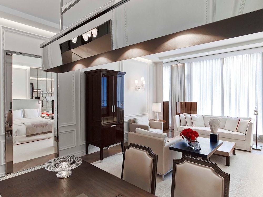 Baccarat Hotel and Residences New York - photo 35