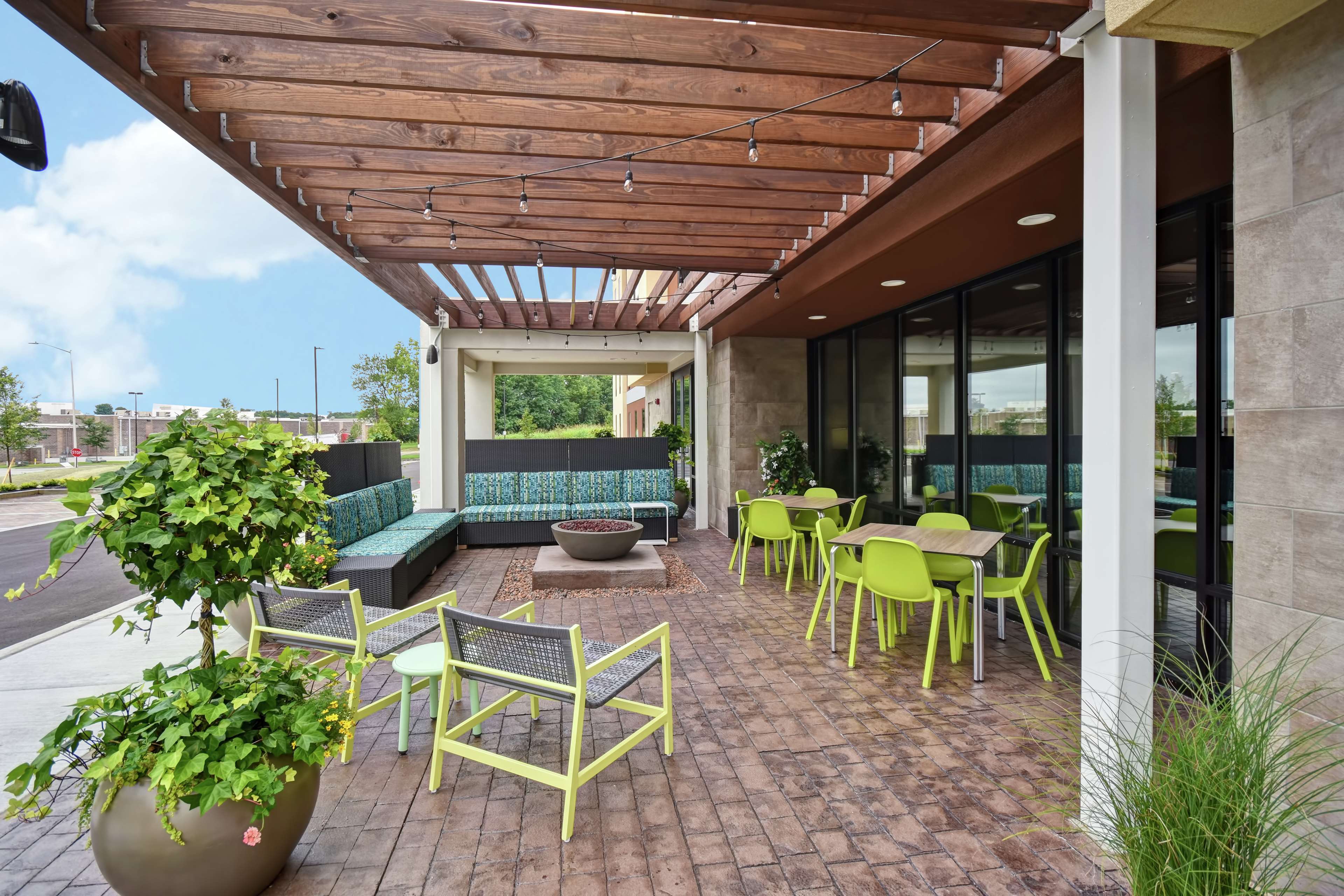 Home2 Suites by Hilton Frankfort - photo 3