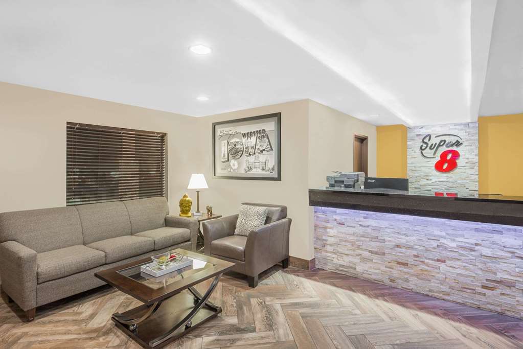 Super 8 by Wyndham Webster City IA - photo 3