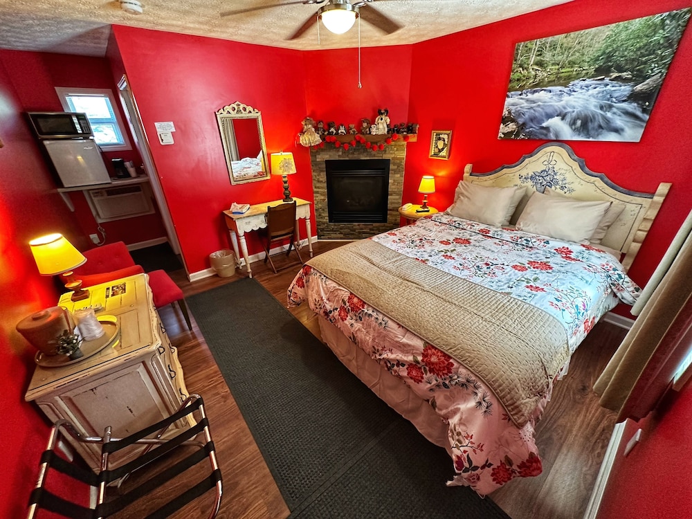 Alpine Village Inn - photo 13