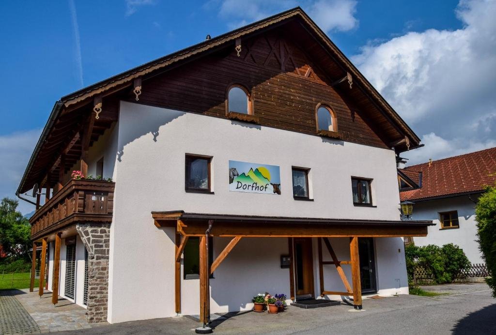 Dorfhof - carbon neutral hotel in Breitenwang