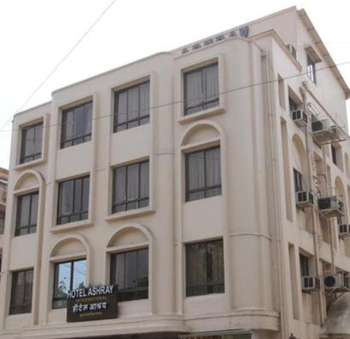 Hotel Ashray International Sion Near Bkc