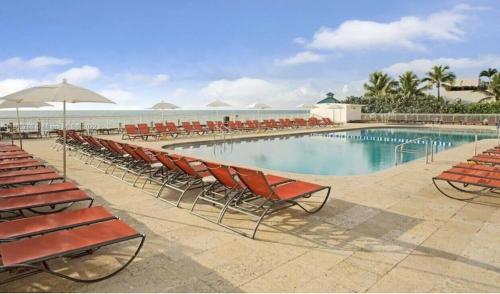 Ramada Marco Polo Beach - photo 7