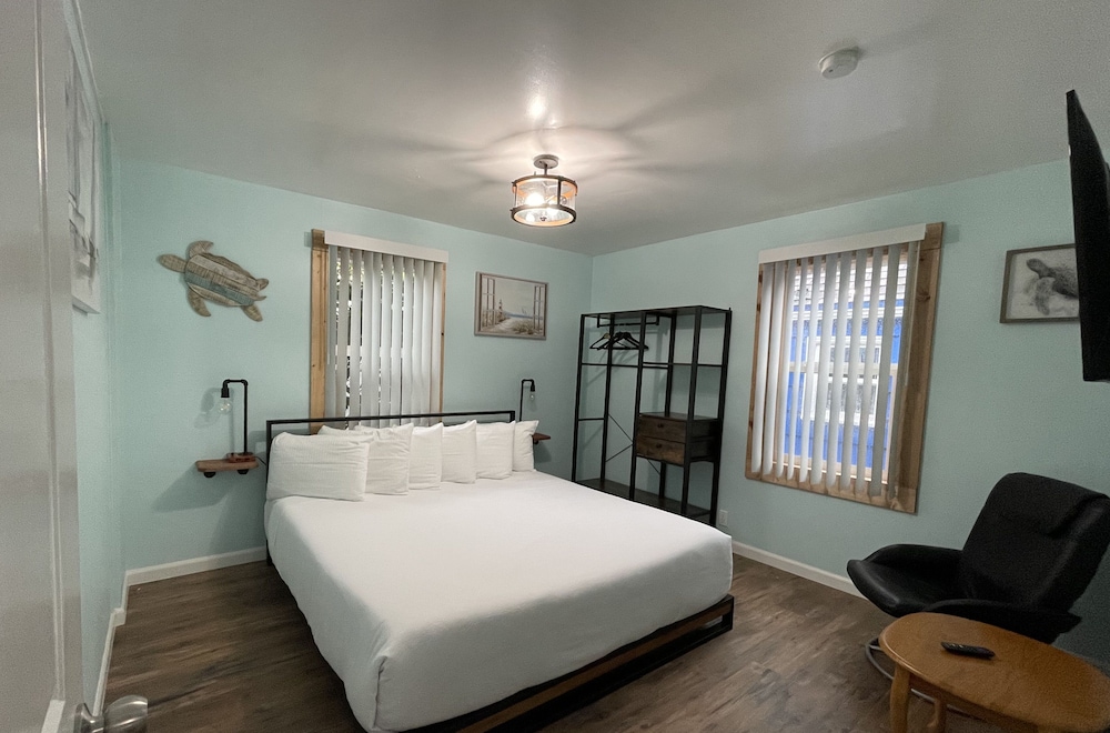 The Anchorage Motel - photo 26