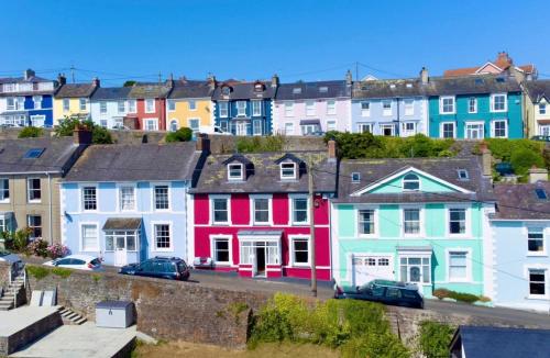 Loyalty in New Quay, United Kingdom