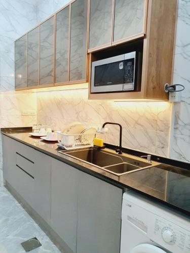 Comfy Townhome 5min walk to 7 11 — hotel in Nong Bua Lamphu