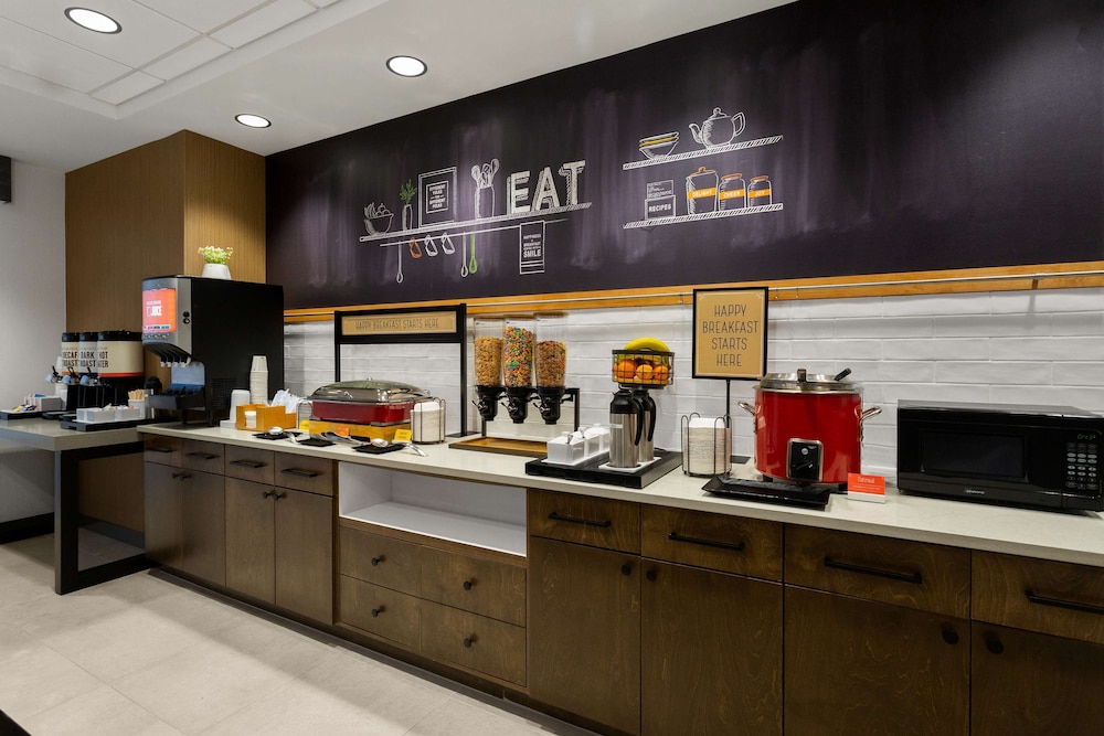 Hampton Inn & Suites by Hilton Ruskin I 75 - photo 54