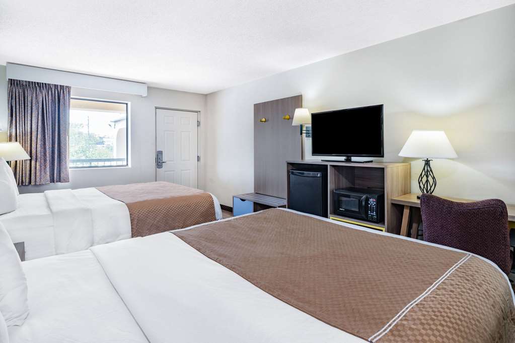 Days Inn by Wyndham Macon I 475 - photo 29