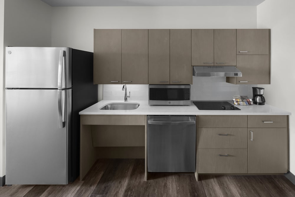 Hyatt House Raleigh Downtown Seaboard Station - photo 21