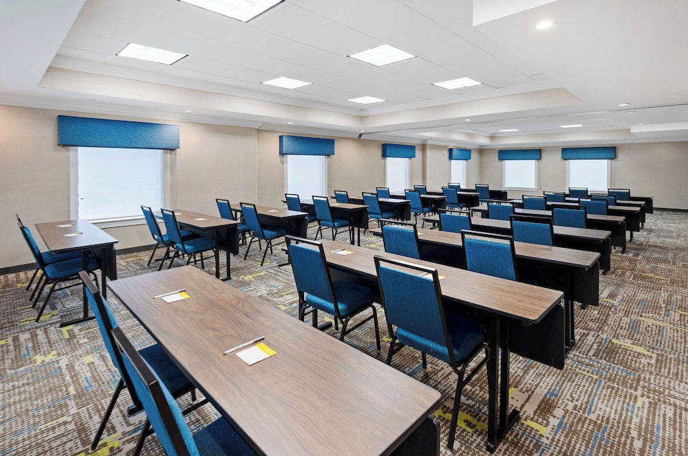 Hampton Inn Pikeville - photo 30