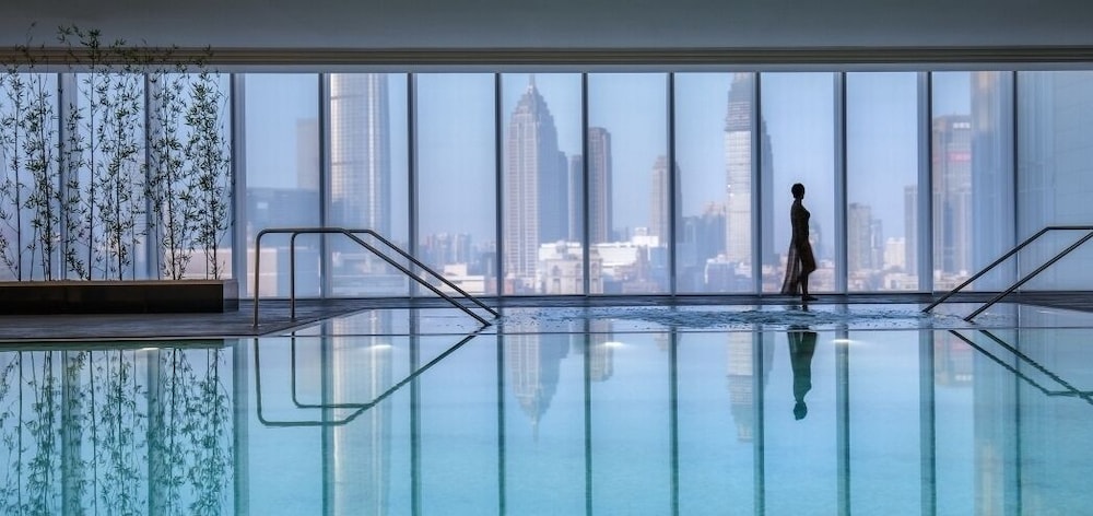 Four Seasons Hotel Tianjin — 5-Star Luxury Hotel in Tianjin, People's Republic of China