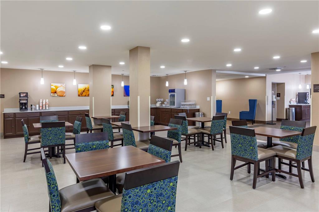 Quality Inn & Suites Spring Lake Fayetteville near Fort Bragg - photo 39