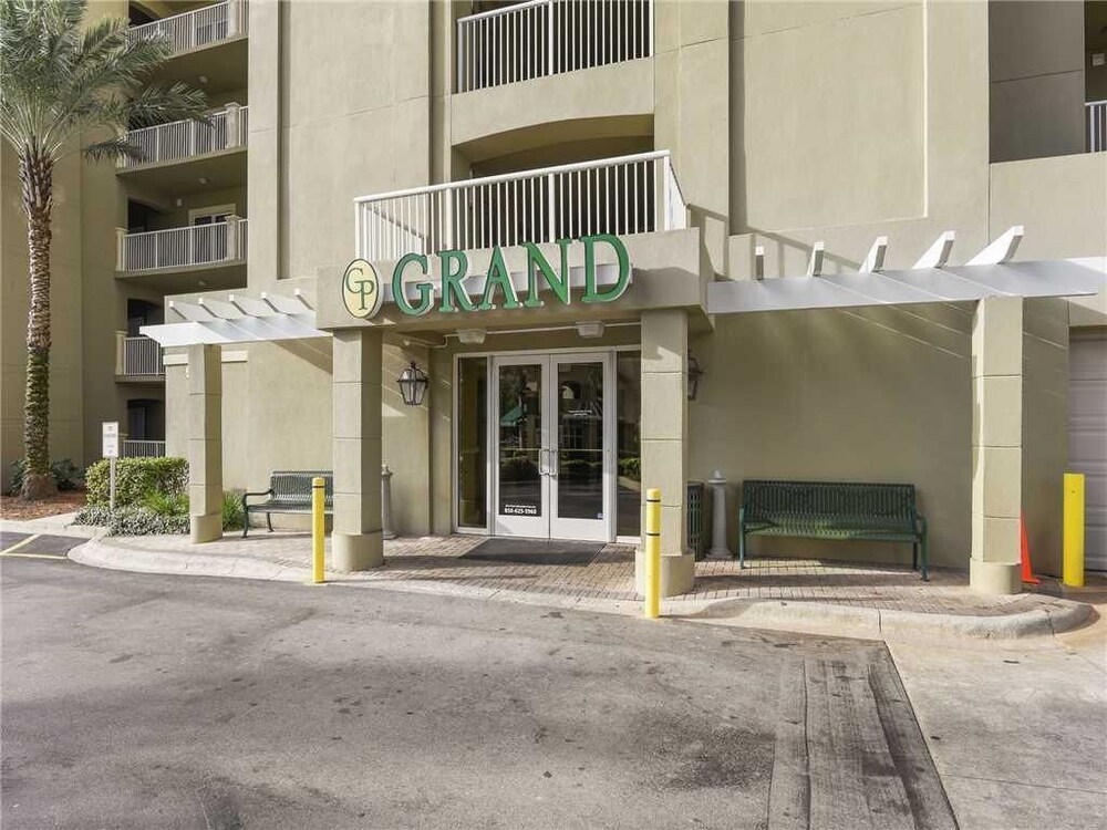 Grand Panama 106 Tower I Two Bedroom Condo - photo 28