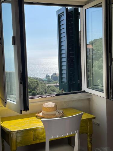 Romantic holiday sea view — 4-Star Luxury Hotel in Massa Lubrense, Italy