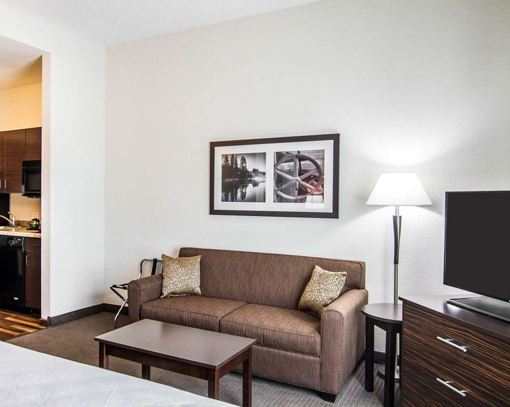 MainStay Suites Lufkin - photo 17