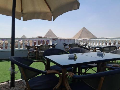 Explore Stars Pyramids View - carbon neutral hotel in Cairo