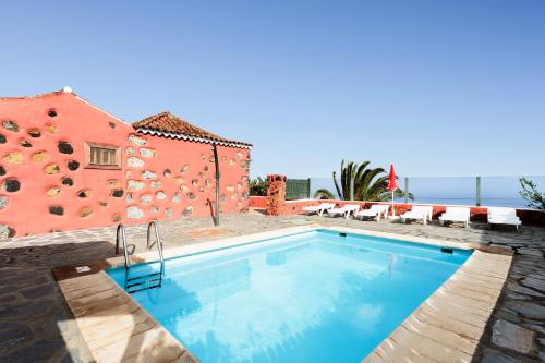 Los Draguitos — 4-Star Luxury Hotel in Mazo, Spain