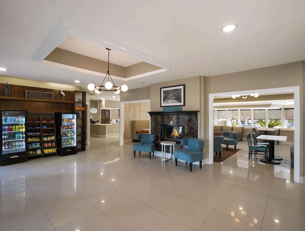 MainStay Suites Savannah Midtown - photo 8