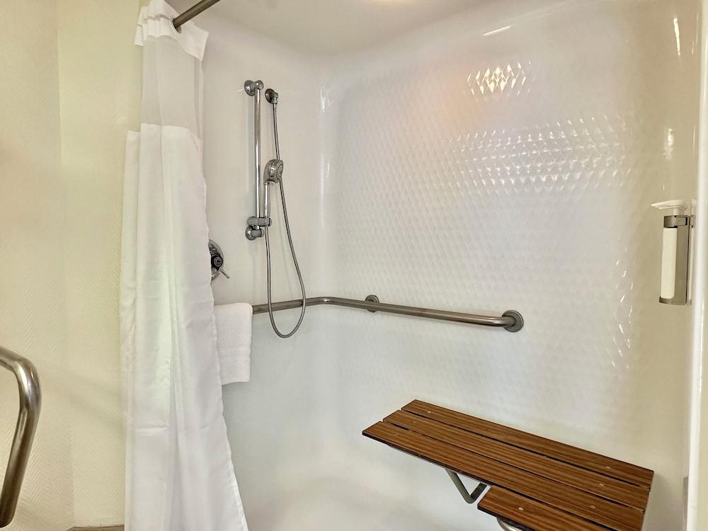 SkyBeach Resort - photo 33