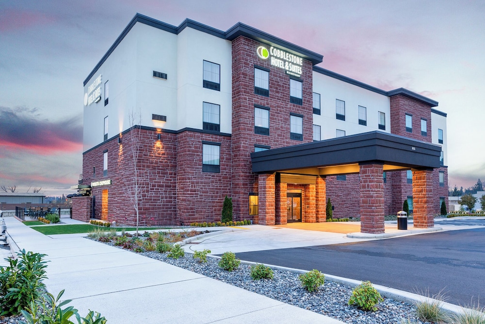 Cobblestone Hotel & Suites Lynden - photo 131