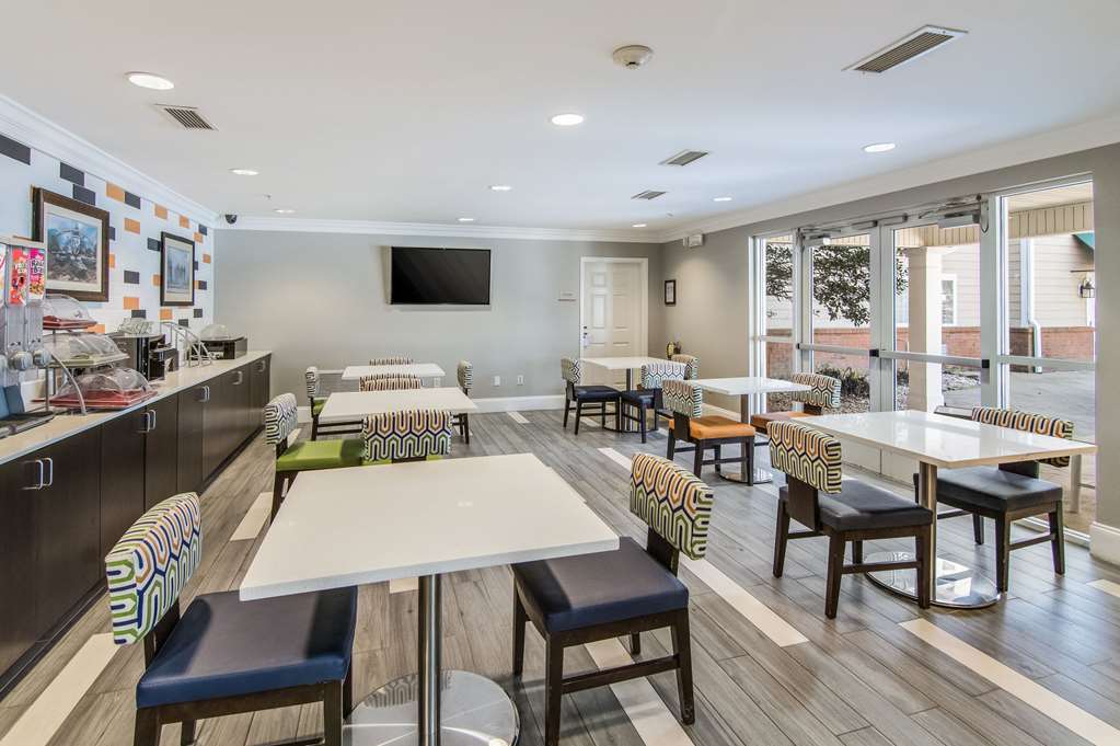 Sleep Inn & Suites Columbus near Fort Benning - photo 29