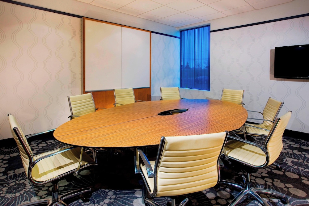 Aloft Mount Laurel - photo 29