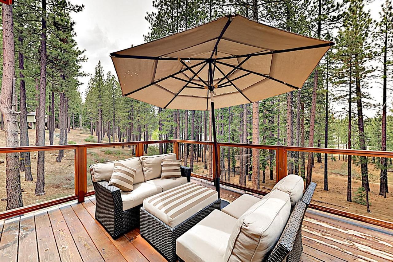 Wagon Wood Retreat — 4-Star Luxury Hotel in South Lake Tahoe, United States