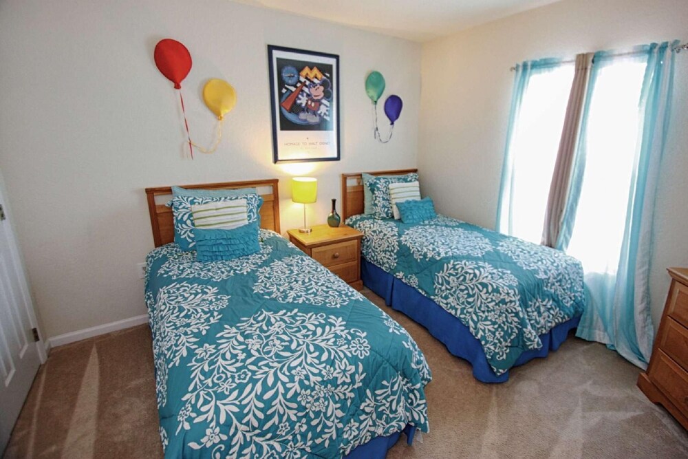 2633 Trafalgar Village - photo 5