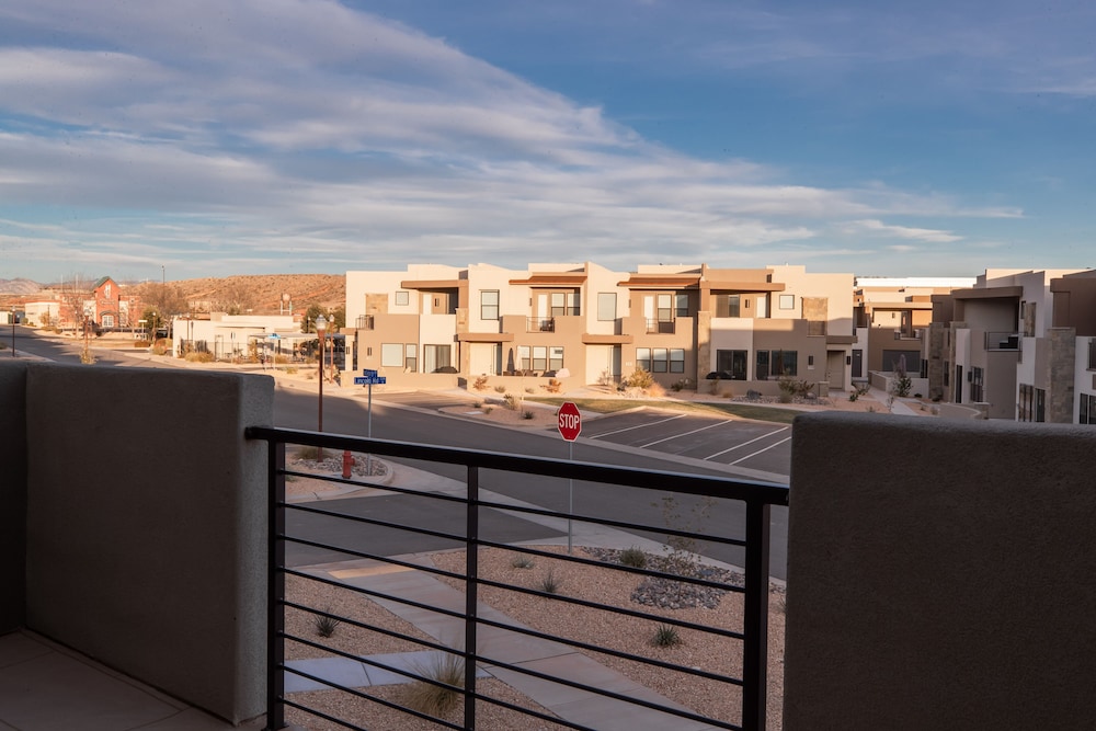 Town Center Resort - photo 878