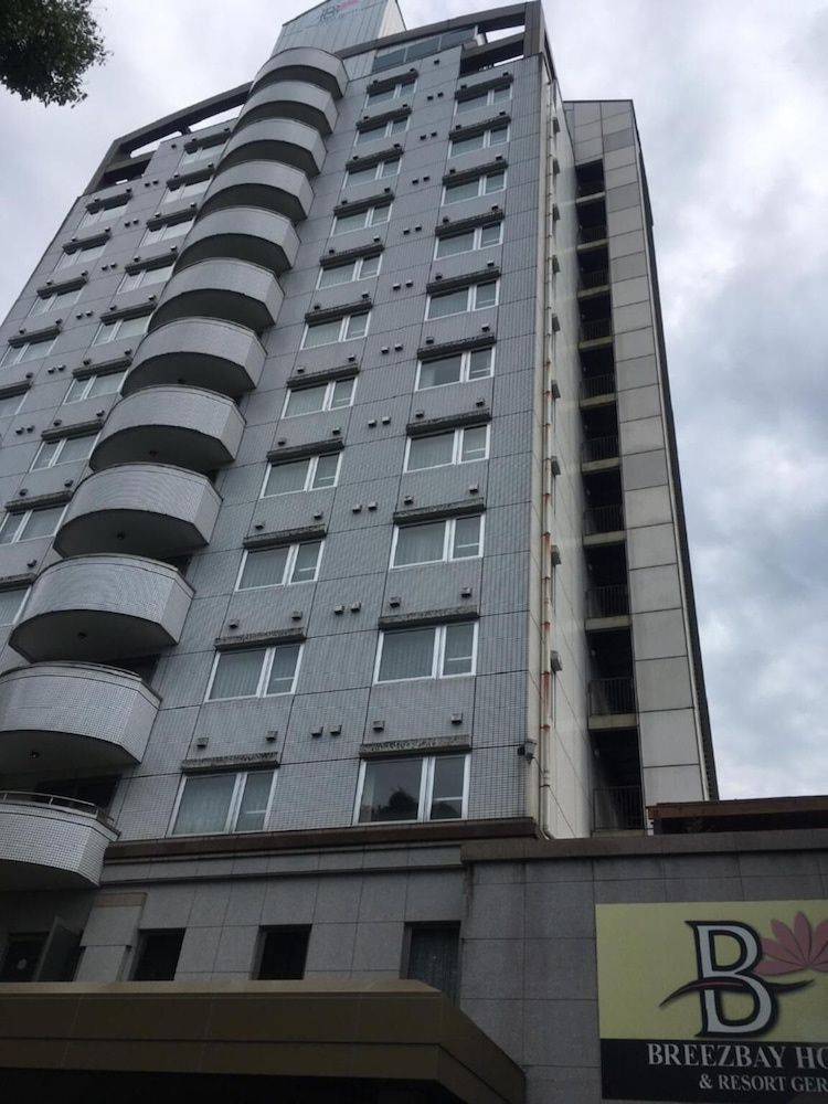 Breezbay Hotel Resort Gero — Gero