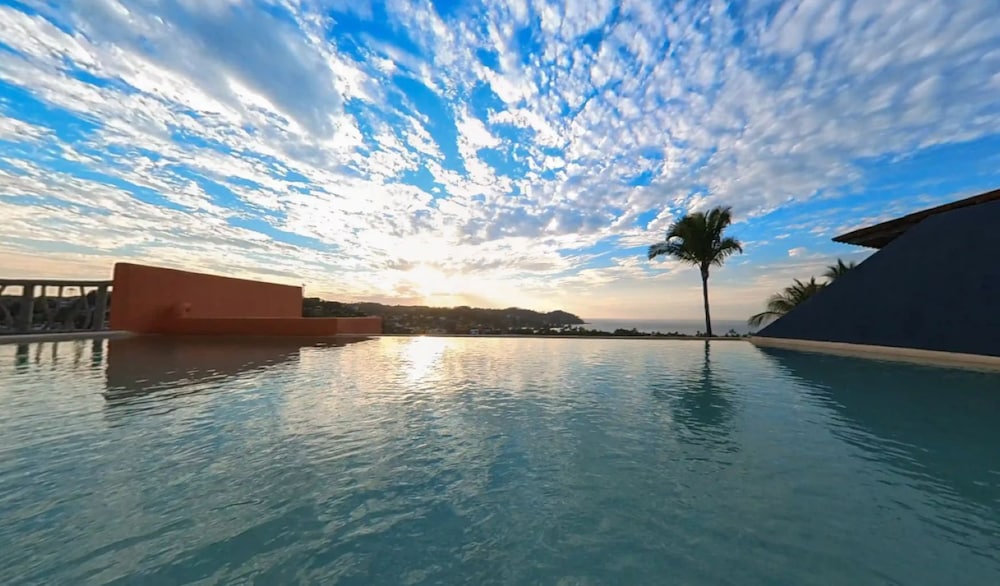 Villa Los Corales — 4-Star Luxury Hotel in Sayulita, Mexico
