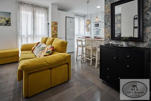 Apartamento Playa Recreo Little Apartments — 4-Star Luxury Hotel in Cadiz, Spain