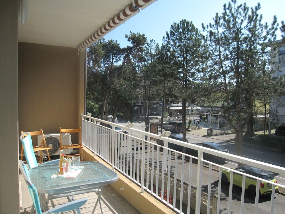 Enjoy the sun from our lovely terrace — 4-Star Luxury Hotel in Grado, Italy