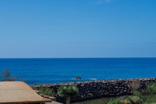 Blue House — 4-Star Luxury Hotel in Ponta Do Sol, Portugal