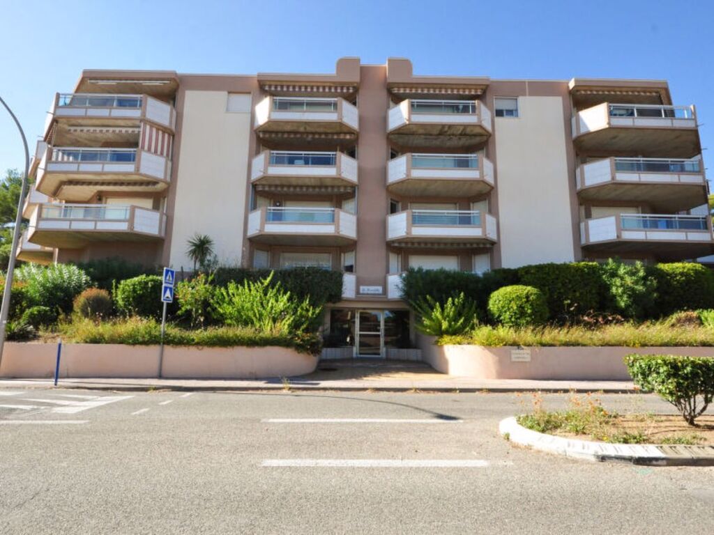 Les Jardins del Mar 15177 in Cavalaire-Sur-Mer, France