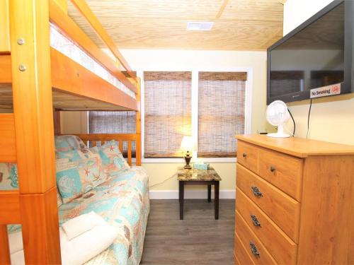 E Huron 401 - photo 16